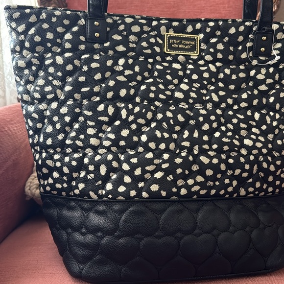Betsey Johnson NY Black White Dot Quilted Vegan Leather Large Tote Bag Purse - Picture 3 of 11